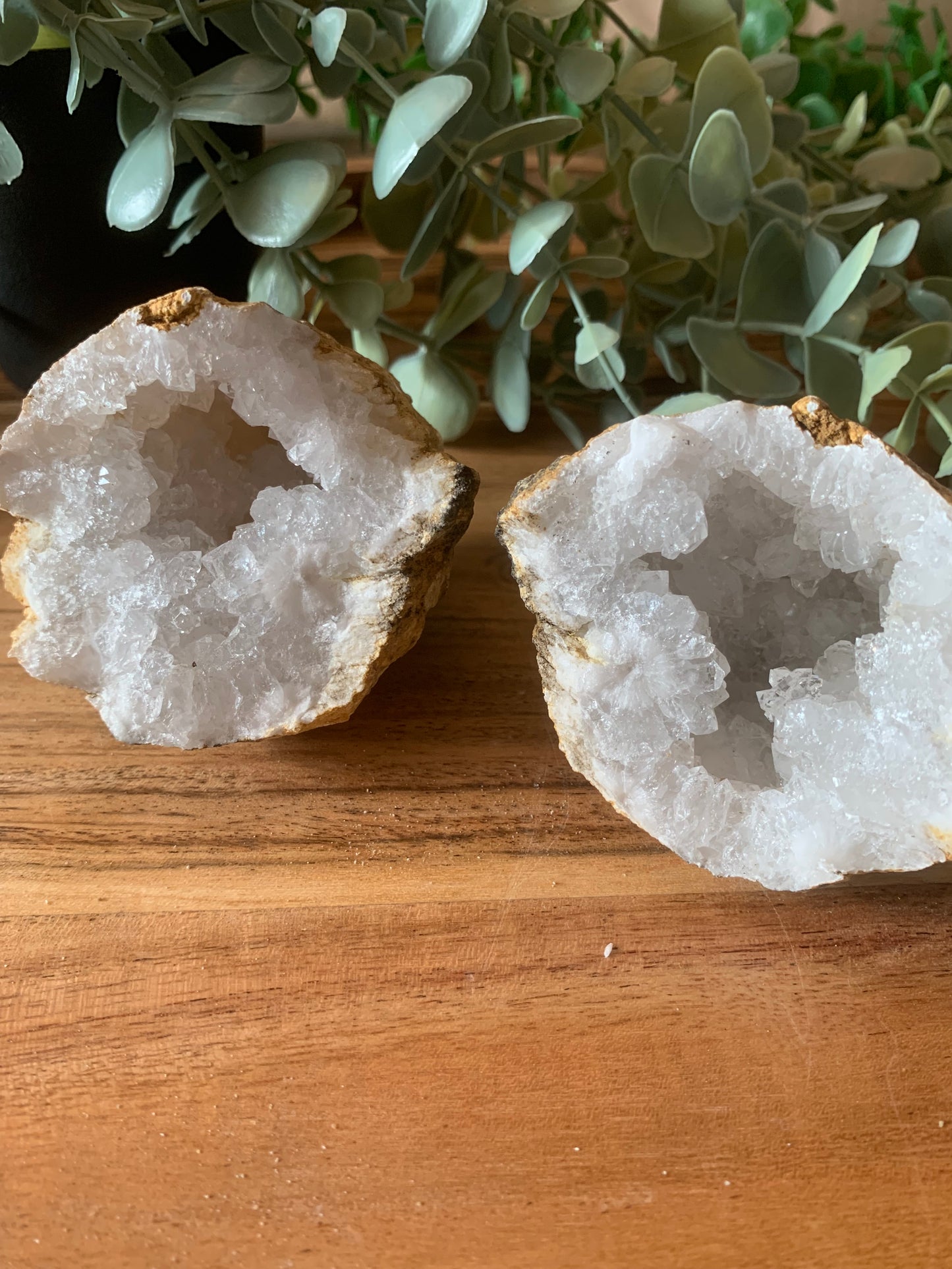 Marokkaanse Geode – Maat L | Gekraakt & Kristallen Zichtbaar