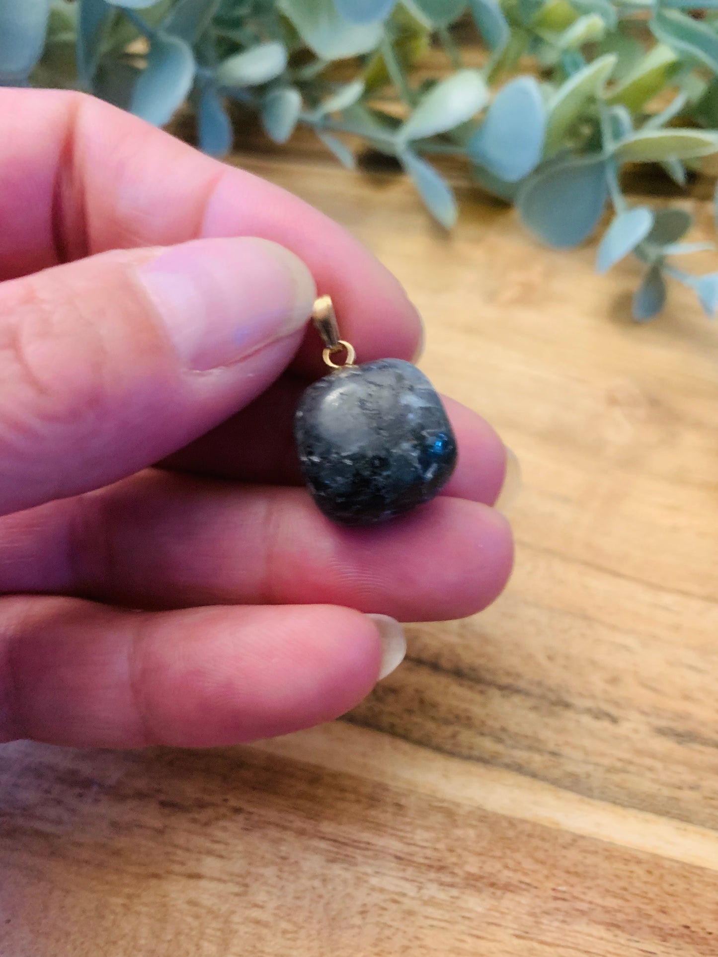 Hangers - Larvikiet - Goud